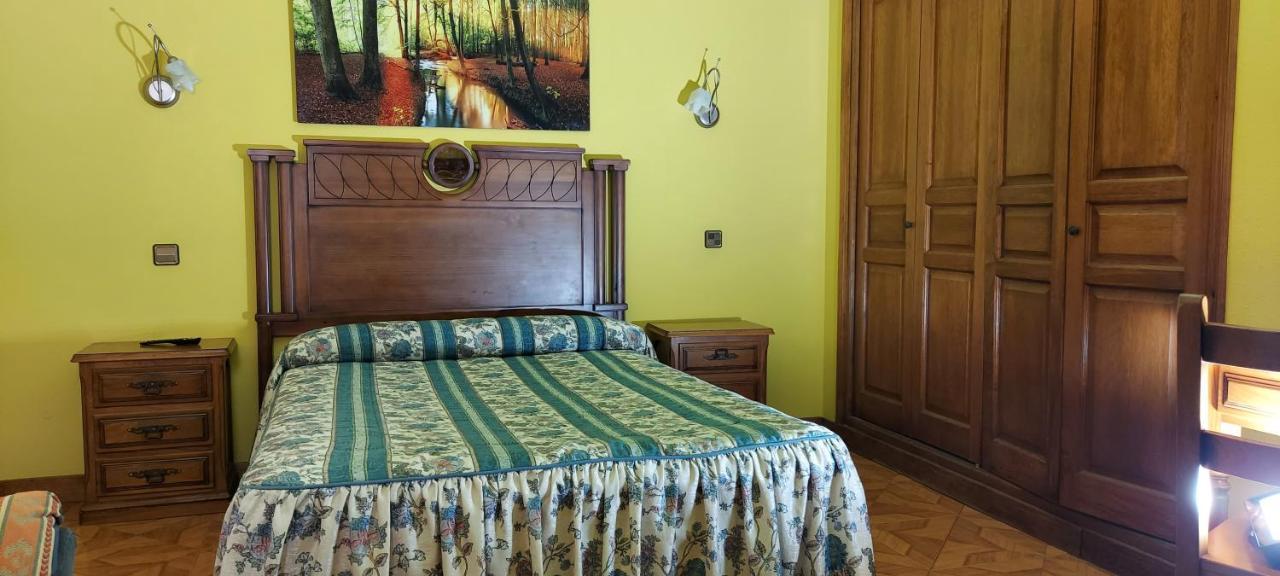 Hotel Rural Bereau レサカ エクステリア 写真