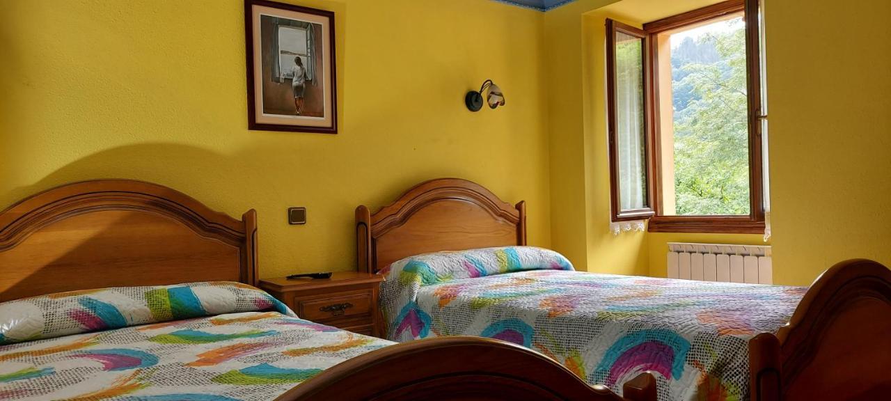 Hotel Rural Bereau レサカ エクステリア 写真