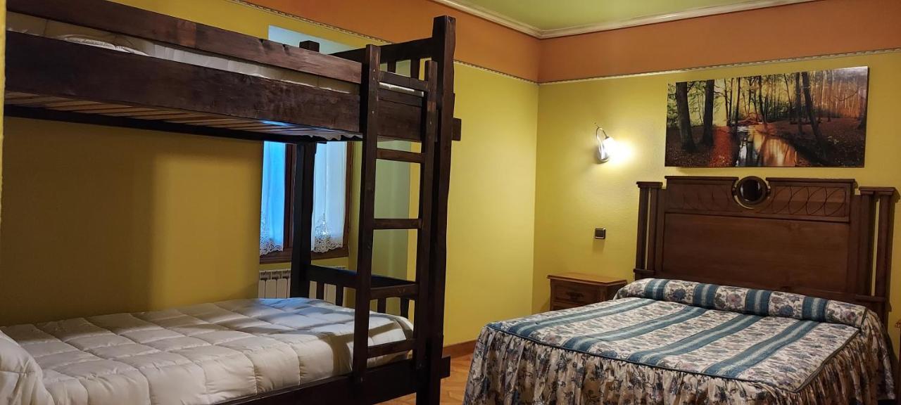 Hotel Rural Bereau レサカ エクステリア 写真