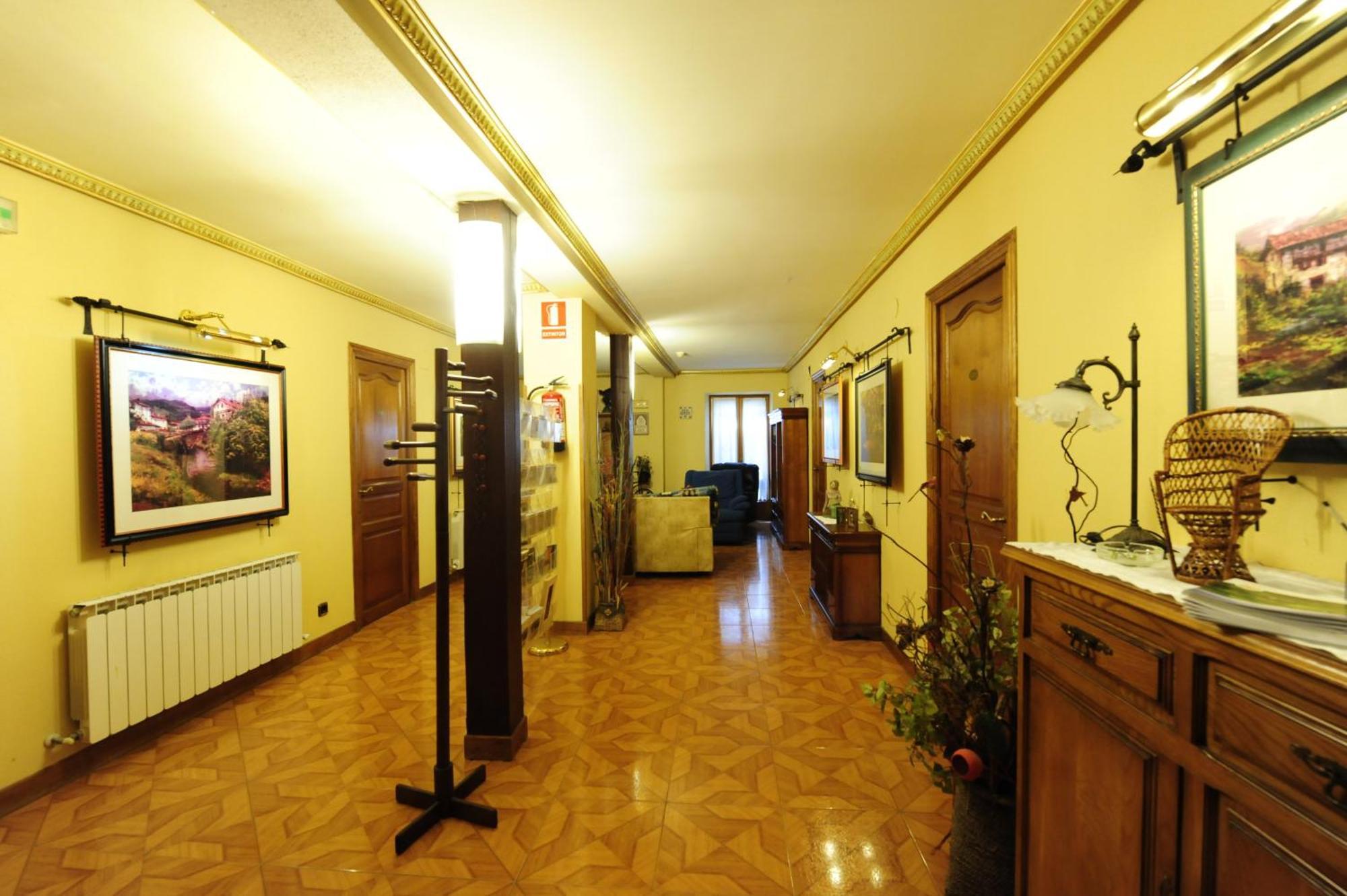 Hotel Rural Bereau レサカ エクステリア 写真
