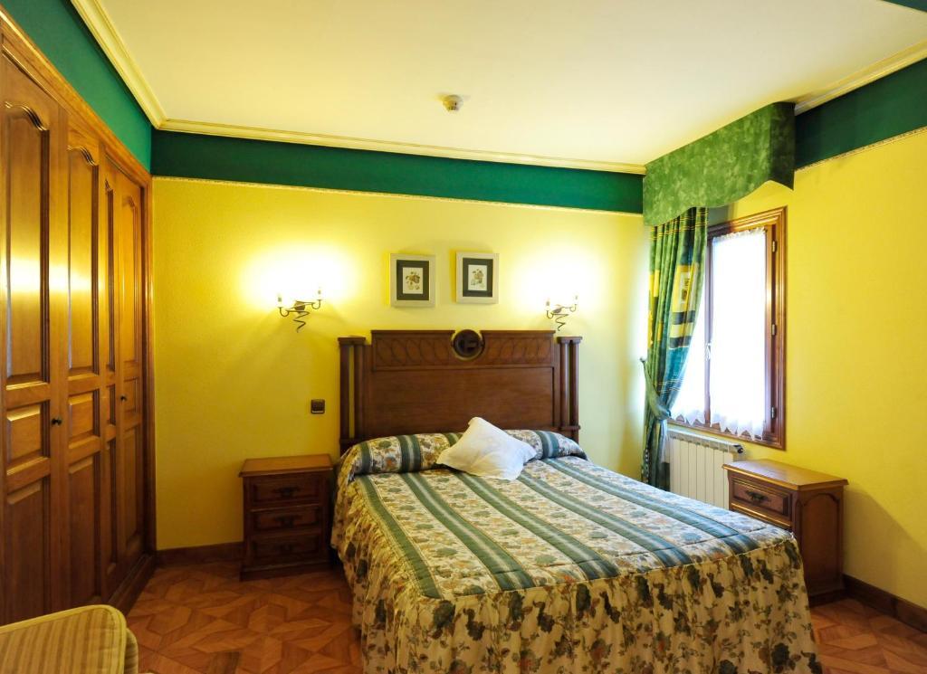 Hotel Rural Bereau レサカ 部屋 写真
